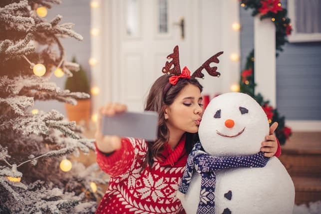 nice and chill girl making a Christmass selfie